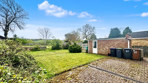 Photo 11- click for photo gallery